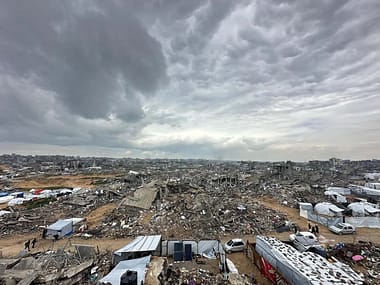 destruction jabaliya small ALERTE : Témoignage d’Abu Amir, le 23 août 2025 – Urgence, la ville de Gaza est attaquée par voie terrestre par l’armée israélienne !
